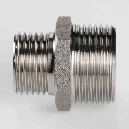Ниппель переходной из нержавеющей стали Valtec 3/4х1/2"